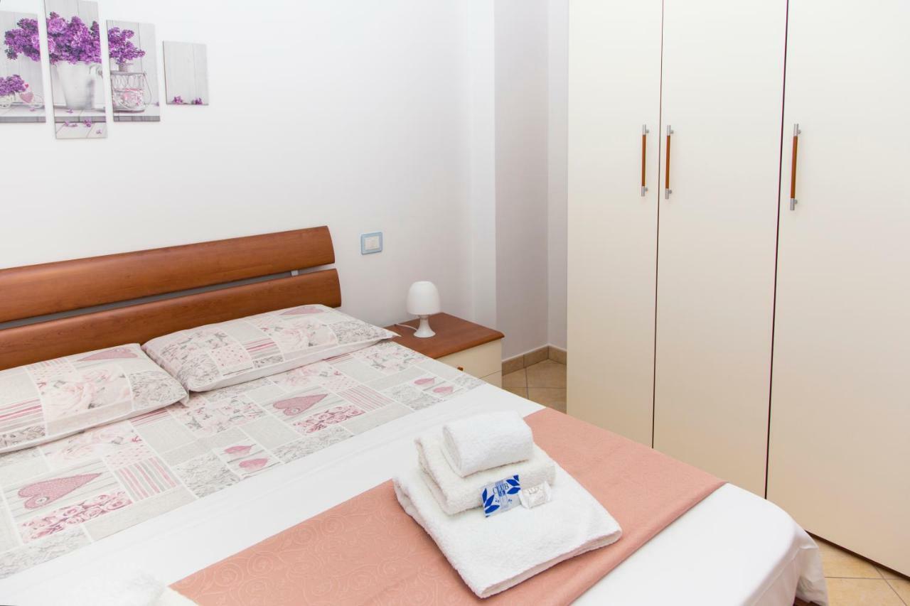 Appartamenti Vacanze Mareemare 卡普多兰多 外观 照片